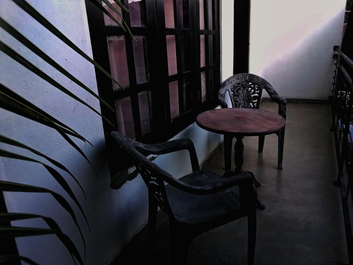The Nest Hotel Tangalle Buitenkant foto