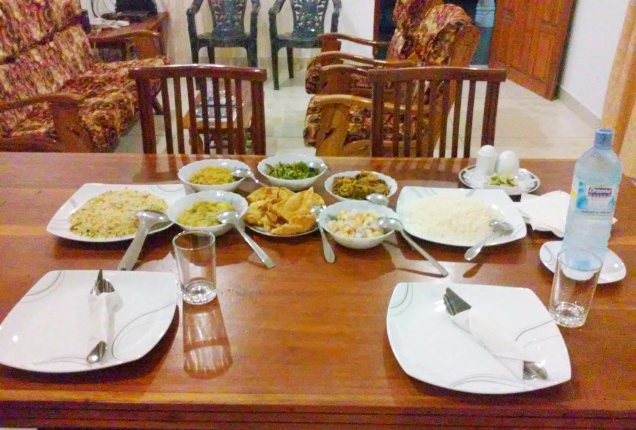 The Nest Hotel Tangalle Buitenkant foto