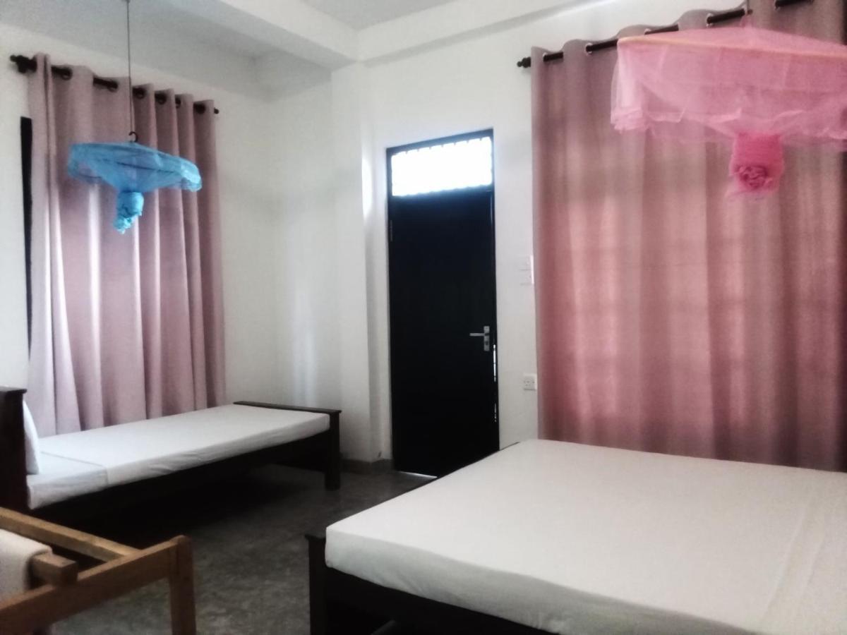 The Nest Hotel Tangalle Buitenkant foto