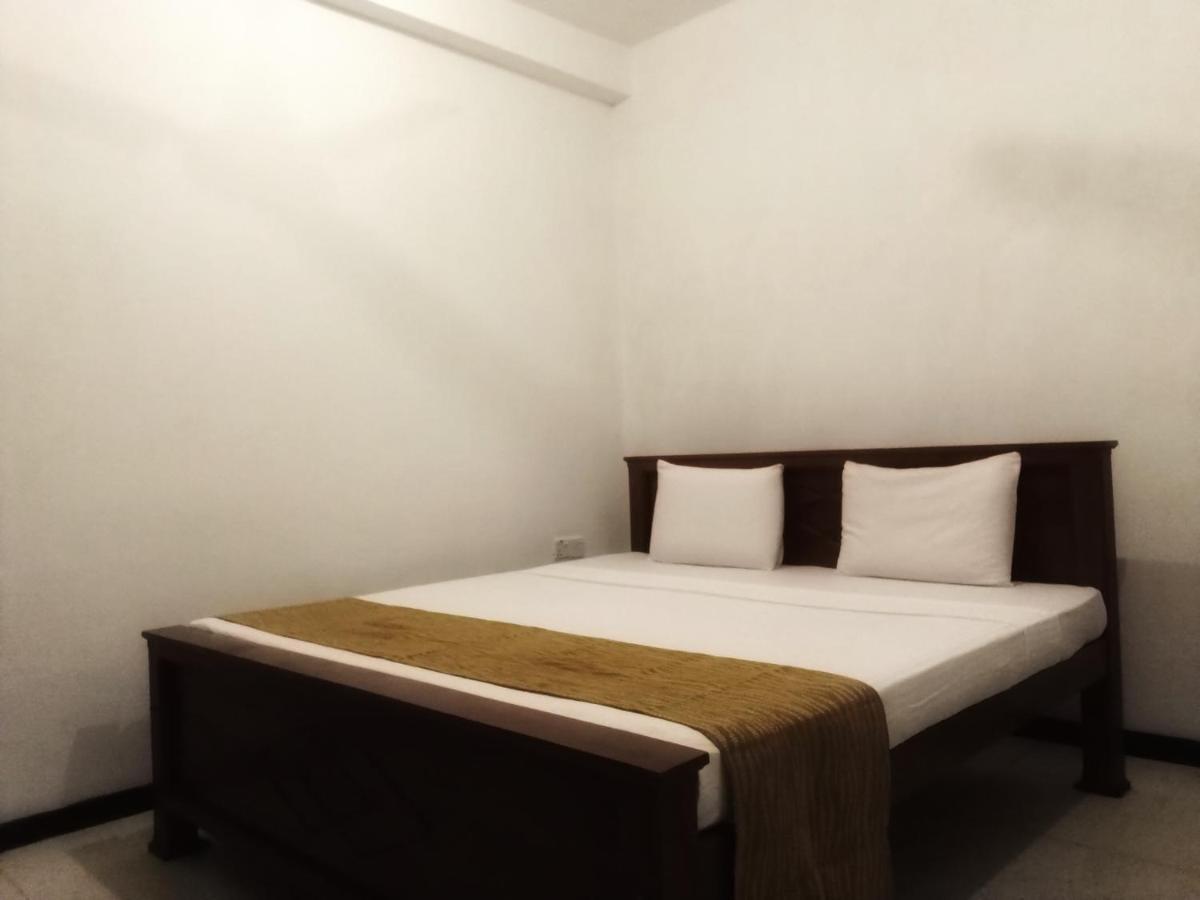 The Nest Hotel Tangalle Buitenkant foto