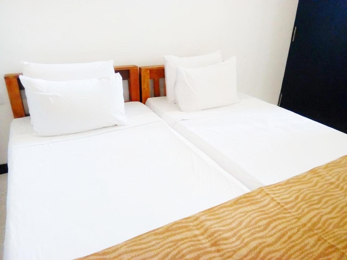 The Nest Hotel Tangalle Buitenkant foto